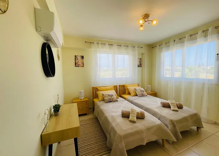 Nissi Sunny Cozy Lejlighed