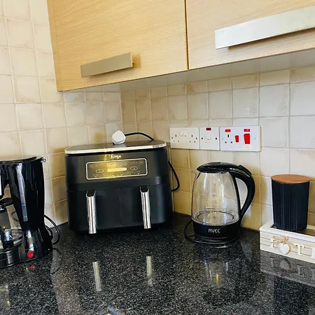 Nissi Sunny Cozy Appartement *