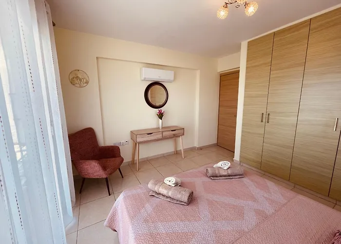 Nissi Sunny Cozy Apartamento *