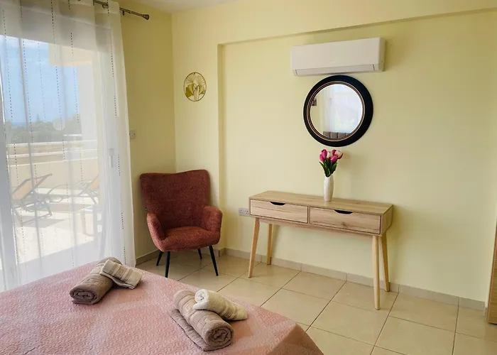 Nissi Sunny Cozy Apartamento *